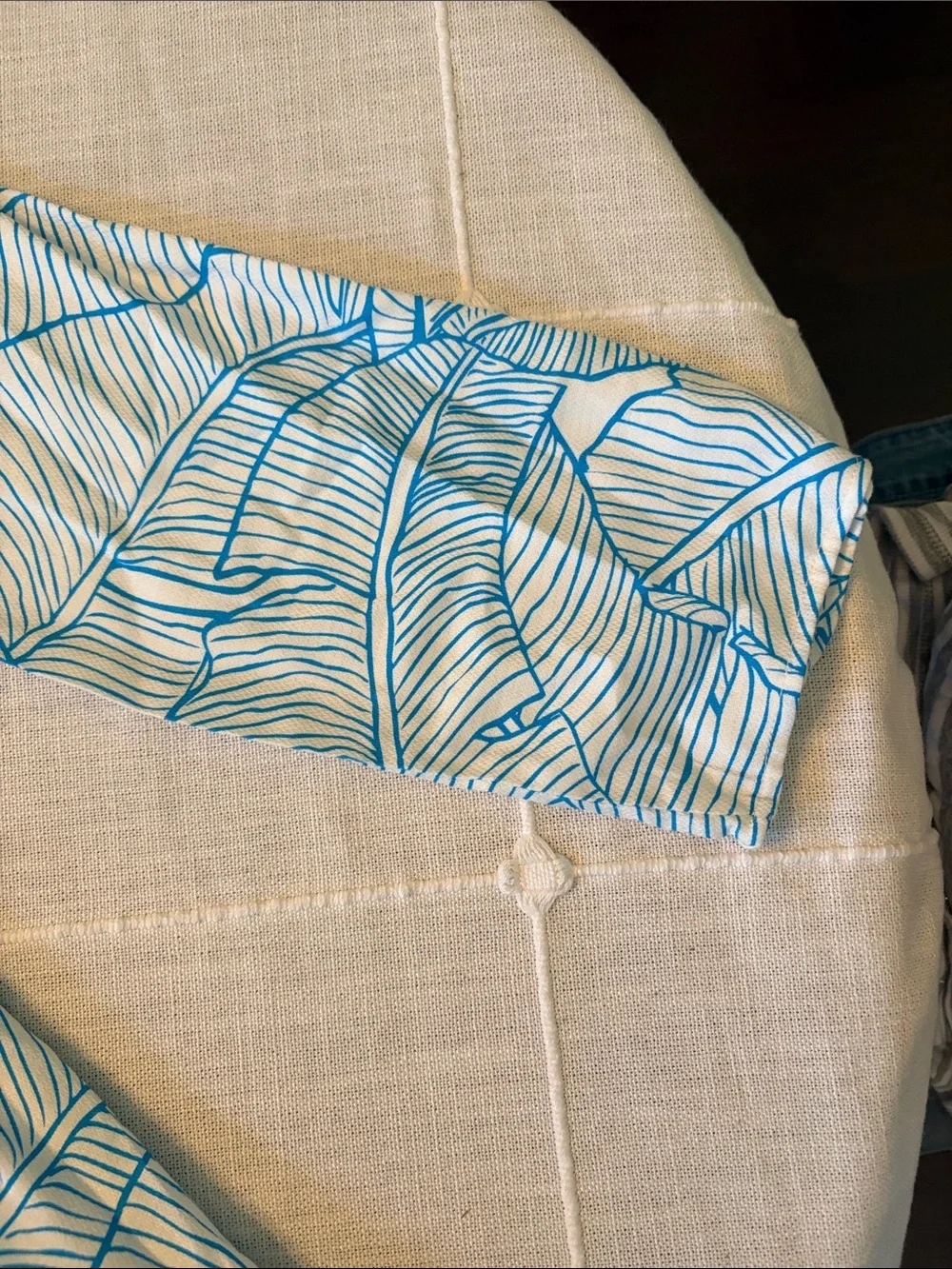 Blue Leaf Print Hooded beach coverup Tunic - Picture 4 of 5